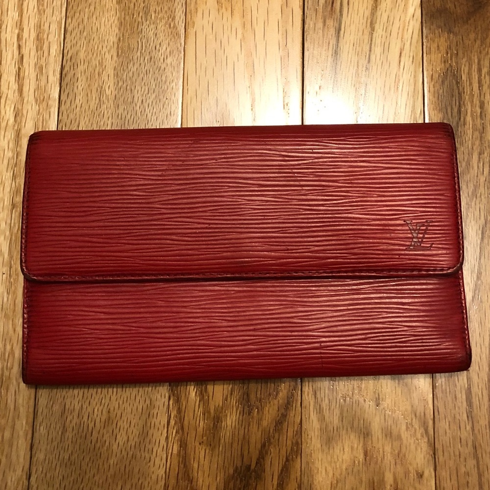 Red Epi Wallet